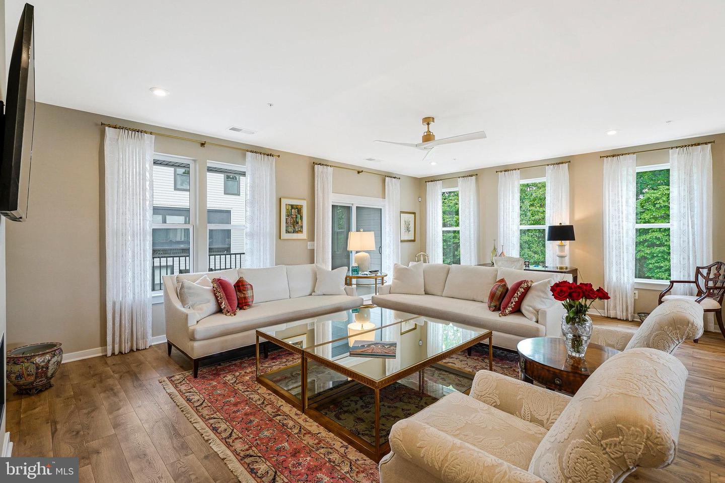 4149 RED MULBERRY DR, FAIRFAX, Virginia 22033, 3 Bedrooms Bedrooms, ,2 BathroomsBathrooms,Residential,For sale,4149 RED MULBERRY DR,VAFX2293540 MLS # VAFX2293540