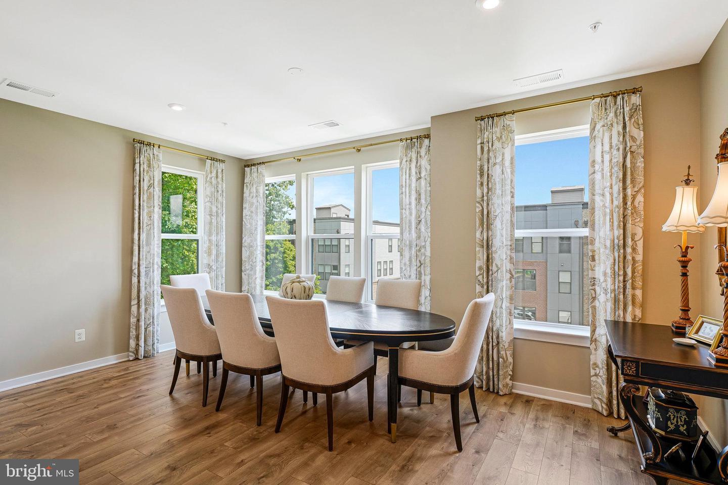 4149 RED MULBERRY DR, FAIRFAX, Virginia 22033, 3 Bedrooms Bedrooms, ,2 BathroomsBathrooms,Residential,For sale,4149 RED MULBERRY DR,VAFX2293540 MLS # VAFX2293540