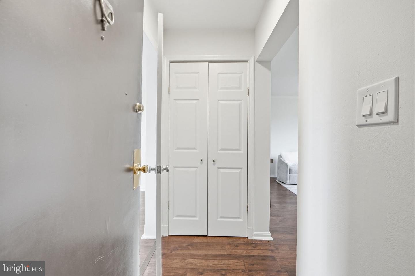 3909 PENNSYLVANIA AVE SE #302, WASHINGTON, District Of Columbia 20020, 2 Bedrooms Bedrooms, ,1 BathroomBathrooms,Residential,For sale,3909 PENNSYLVANIA AVE SE #302,DCDC2248482 MLS # DCDC2248482