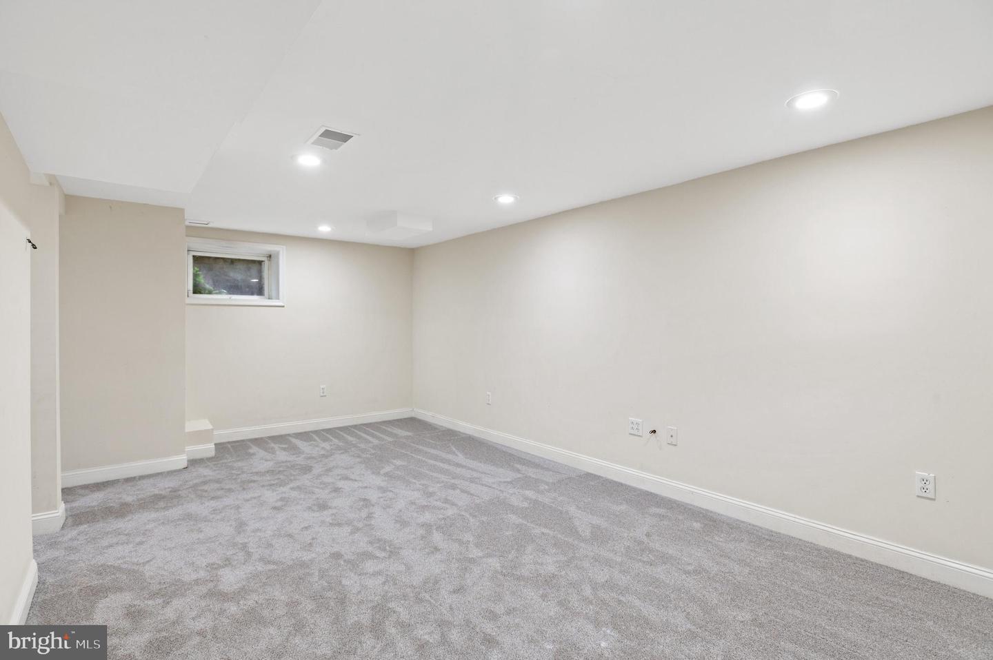 4849 RODMAN ST NW, WASHINGTON, District Of Columbia 20016, 4 Bedrooms Bedrooms, ,4 BathroomsBathrooms,Residential,For sale,4849 RODMAN ST NW,DCDC2248742 MLS # DCDC2248742