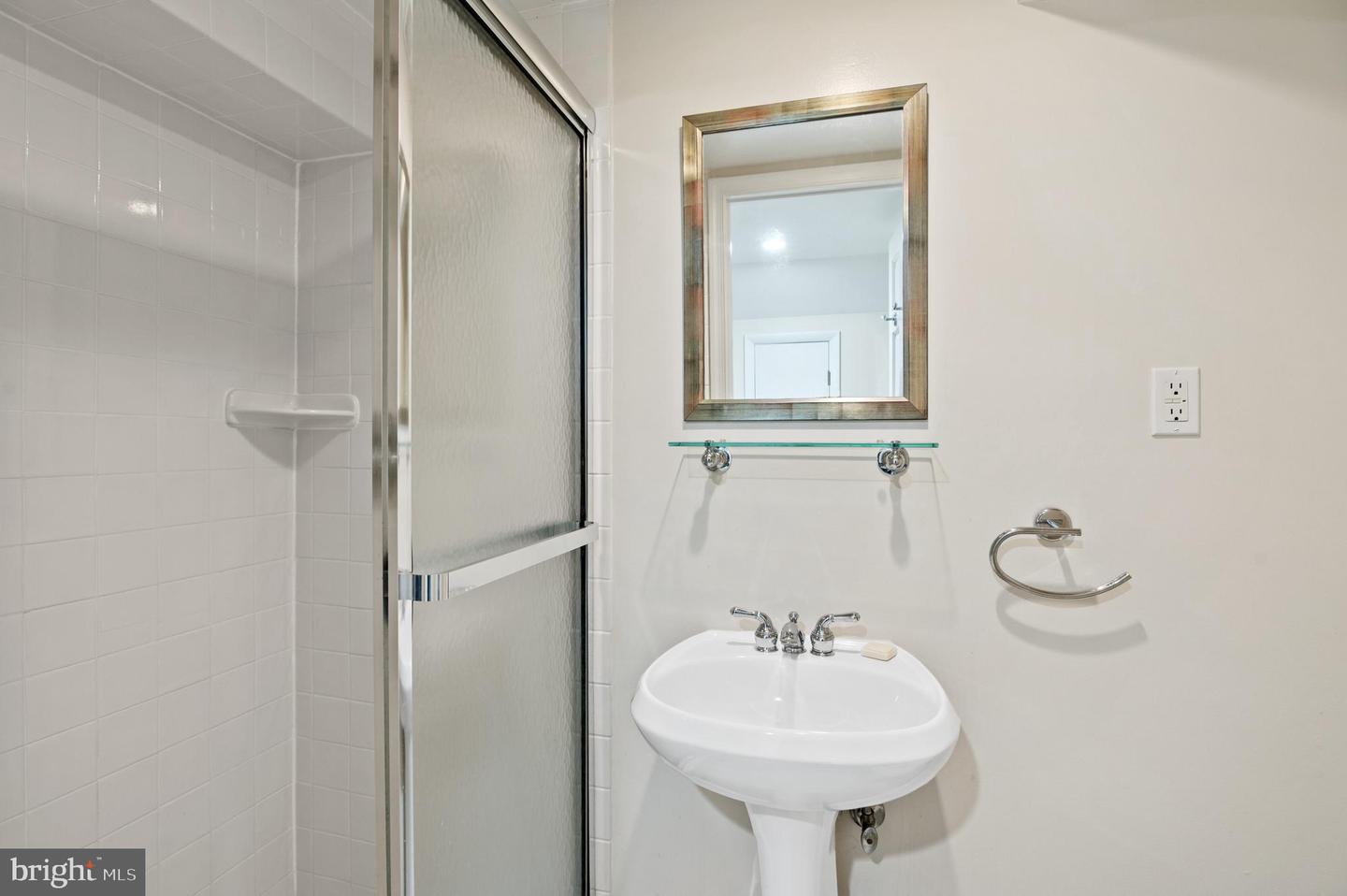 4849 RODMAN ST NW, WASHINGTON, District Of Columbia 20016, 4 Bedrooms Bedrooms, ,4 BathroomsBathrooms,Residential,For sale,4849 RODMAN ST NW,DCDC2248742 MLS # DCDC2248742