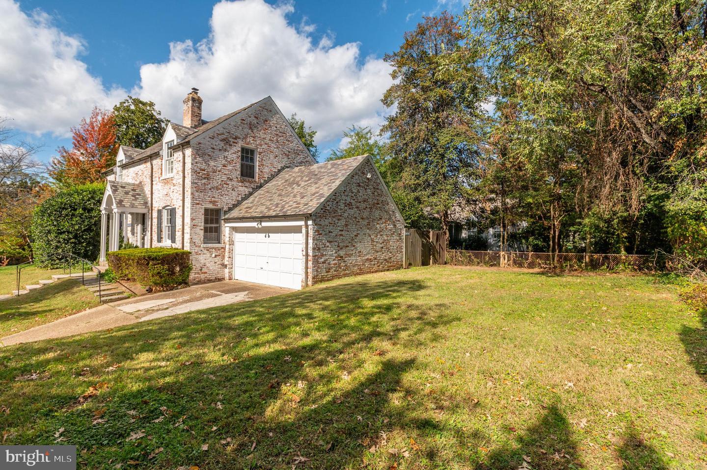 4849 RODMAN ST NW, WASHINGTON, District Of Columbia 20016, 4 Bedrooms Bedrooms, ,4 BathroomsBathrooms,Residential,For sale,4849 RODMAN ST NW,DCDC2248742 MLS # DCDC2248742