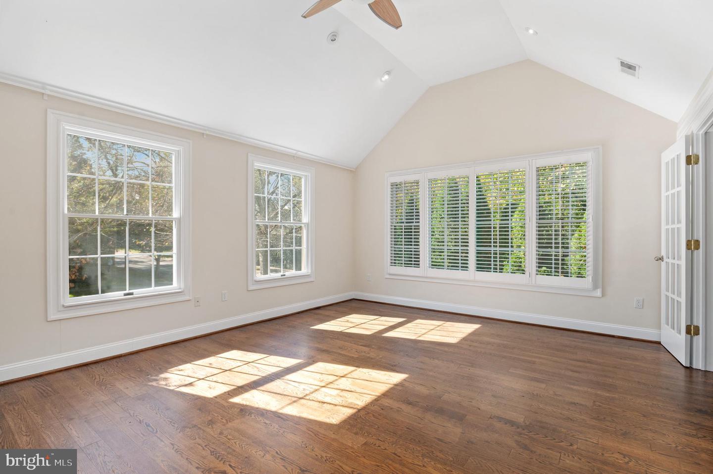 4849 RODMAN ST NW, WASHINGTON, District Of Columbia 20016, 4 Bedrooms Bedrooms, ,4 BathroomsBathrooms,Residential,For sale,4849 RODMAN ST NW,DCDC2248742 MLS # DCDC2248742