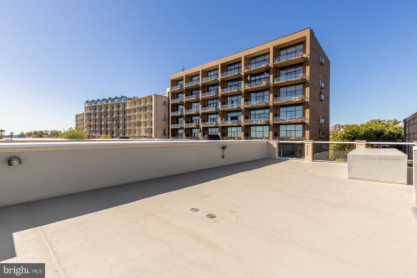 1417 N NASH ST, ARLINGTON, Virginia 22209, 3 Bedrooms Bedrooms, ,3 BathroomsBathrooms,Residential,For sale,1417 N NASH ST,VAAR2069606 MLS # VAAR2069606