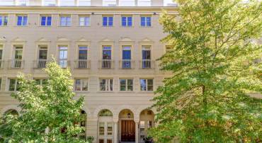 1417 N NASH ST, ARLINGTON, Virginia 22209, 3 Bedrooms Bedrooms, ,3 BathroomsBathrooms,Residential,For sale,1417 N NASH ST,VAAR2069606 MLS # VAAR2069606