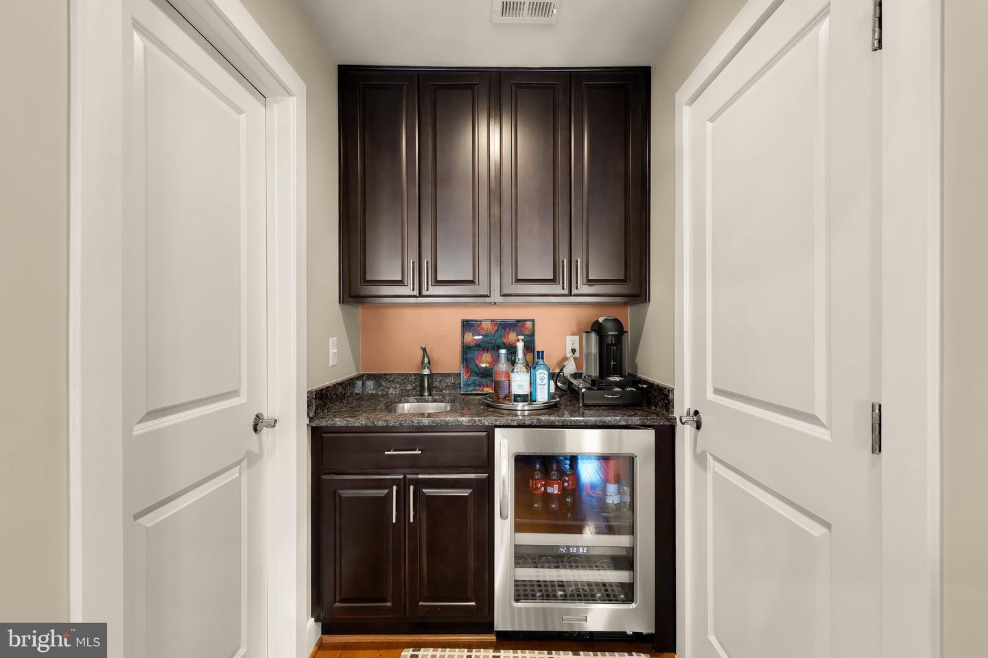 2113 MAIN LINE BLVD, ALEXANDRIA, Virginia 22301, 4 Bedrooms Bedrooms, ,4 BathroomsBathrooms,Residential,For sale,2113 MAIN LINE BLVD,VAAX2054762 MLS # VAAX2054762