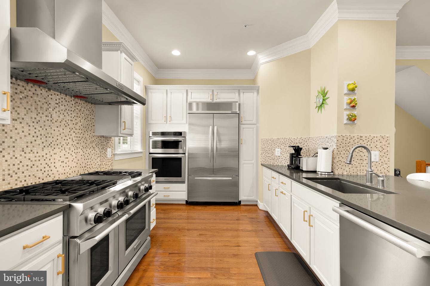 2113 MAIN LINE BLVD, ALEXANDRIA, Virginia 22301, 4 Bedrooms Bedrooms, ,4 BathroomsBathrooms,Residential,For sale,2113 MAIN LINE BLVD,VAAX2054762 MLS # VAAX2054762