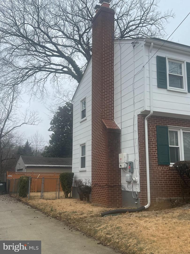 3314 16TH ST NE, WASHINGTON, District Of Columbia 20018, 3 Bedrooms Bedrooms, ,1 BathroomBathrooms,Residential,For sale,3314 16TH ST NE,DCDC2248832 MLS # DCDC2248832