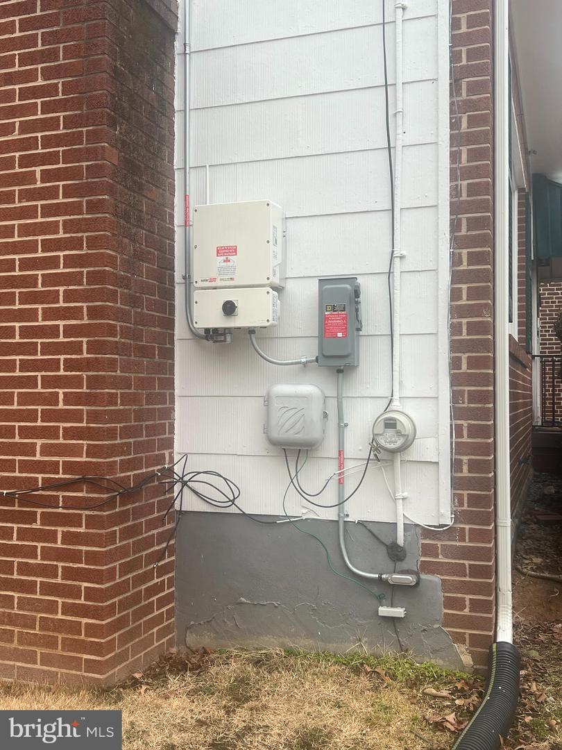 3314 16TH ST NE, WASHINGTON, District Of Columbia 20018, 3 Bedrooms Bedrooms, ,1 BathroomBathrooms,Residential,For sale,3314 16TH ST NE,DCDC2248832 MLS # DCDC2248832