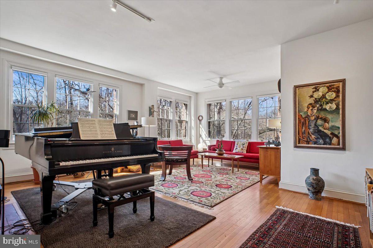 3041 SEDGWICK ST NW #301D, WASHINGTON, District Of Columbia 20008, 3 Bedrooms Bedrooms, ,2 BathroomsBathrooms,Residential,For sale,3041 SEDGWICK ST NW #301D,DCDC2248846 MLS # DCDC2248846