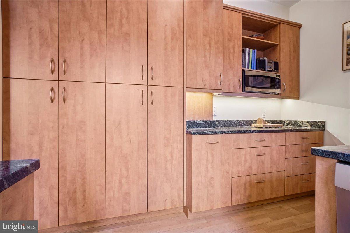 3041 SEDGWICK ST NW #301D, WASHINGTON, District Of Columbia 20008, 3 Bedrooms Bedrooms, ,2 BathroomsBathrooms,Residential,For sale,3041 SEDGWICK ST NW #301D,DCDC2248846 MLS # DCDC2248846