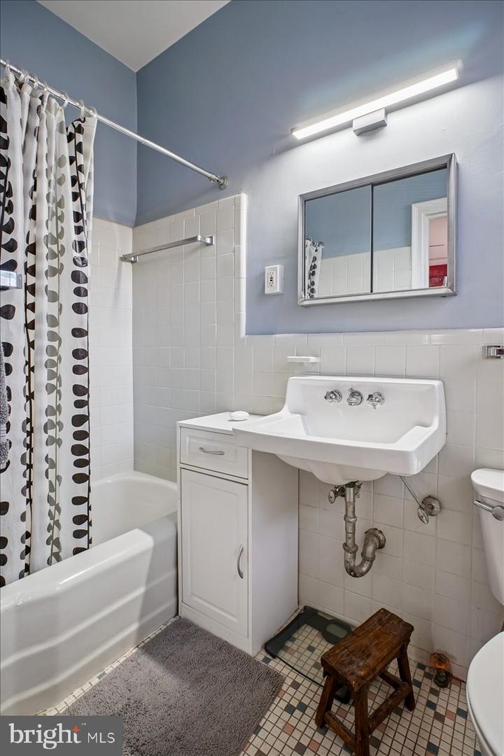3041 SEDGWICK ST NW #301D, WASHINGTON, District Of Columbia 20008, 3 Bedrooms Bedrooms, ,2 BathroomsBathrooms,Residential,For sale,3041 SEDGWICK ST NW #301D,DCDC2248846 MLS # DCDC2248846