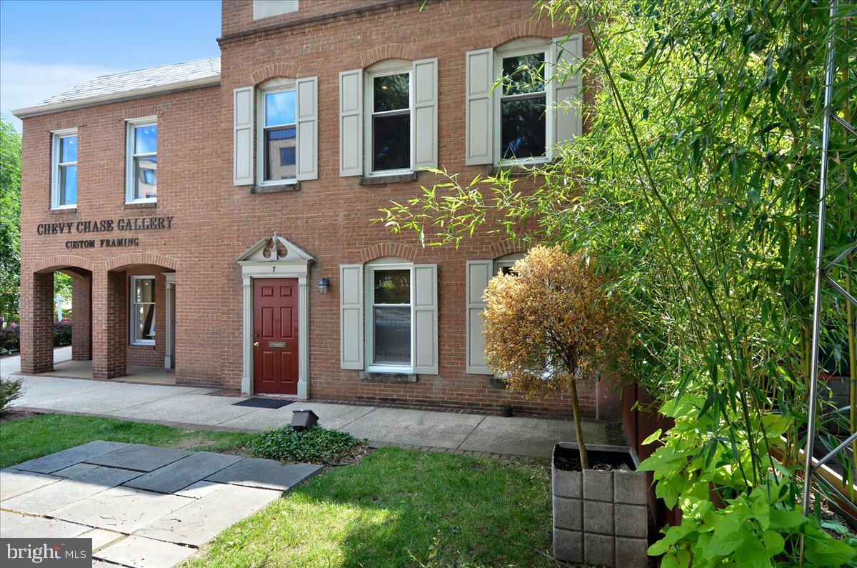 3041 SEDGWICK ST NW #301D, WASHINGTON, District Of Columbia 20008, 3 Bedrooms Bedrooms, ,2 BathroomsBathrooms,Residential,For sale,3041 SEDGWICK ST NW #301D,DCDC2248846 MLS # DCDC2248846