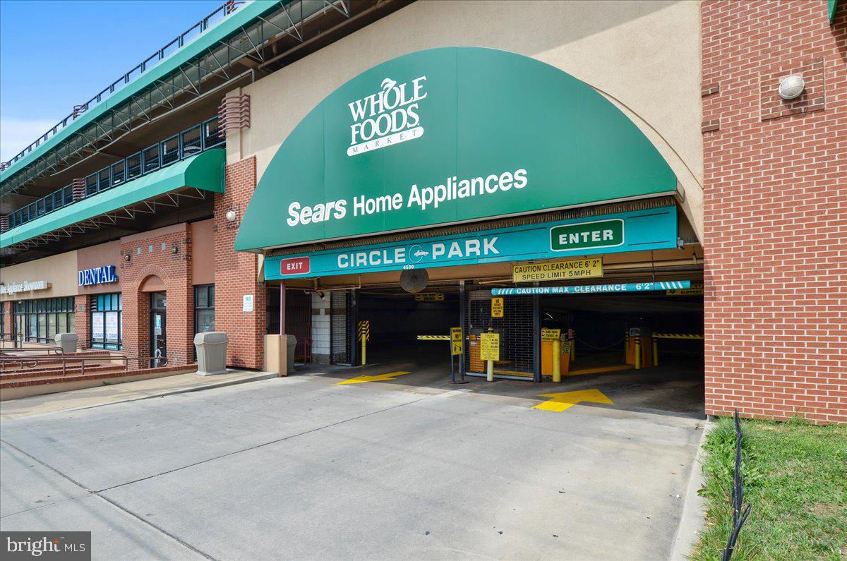 3041 SEDGWICK ST NW #301D, WASHINGTON, District Of Columbia 20008, 3 Bedrooms Bedrooms, ,2 BathroomsBathrooms,Residential,For sale,3041 SEDGWICK ST NW #301D,DCDC2248846 MLS # DCDC2248846