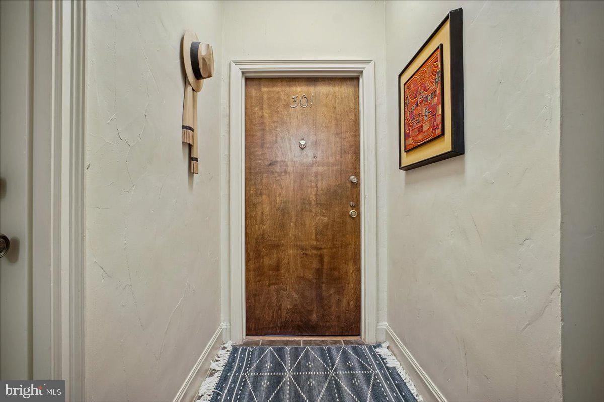 3041 SEDGWICK ST NW #301D, WASHINGTON, District Of Columbia 20008, 3 Bedrooms Bedrooms, ,2 BathroomsBathrooms,Residential,For sale,3041 SEDGWICK ST NW #301D,DCDC2248846 MLS # DCDC2248846