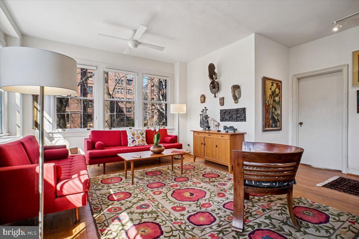 3041 SEDGWICK ST NW #301D, WASHINGTON, District Of Columbia 20008, 3 Bedrooms Bedrooms, ,2 BathroomsBathrooms,Residential,For sale,3041 SEDGWICK ST NW #301D,DCDC2248846 MLS # DCDC2248846