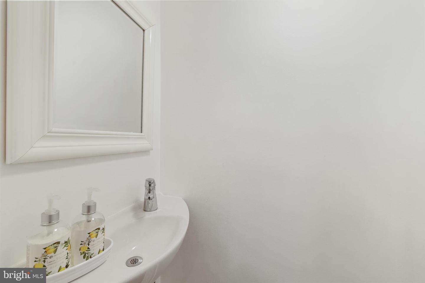 1233 POTOMAC ST NW, WASHINGTON, District Of Columbia 20007, 2 Bedrooms Bedrooms, 4 Rooms Rooms,2 BathroomsBathrooms,Residential,For sale,1233 POTOMAC ST NW,DCDC2248922 MLS # DCDC2248922