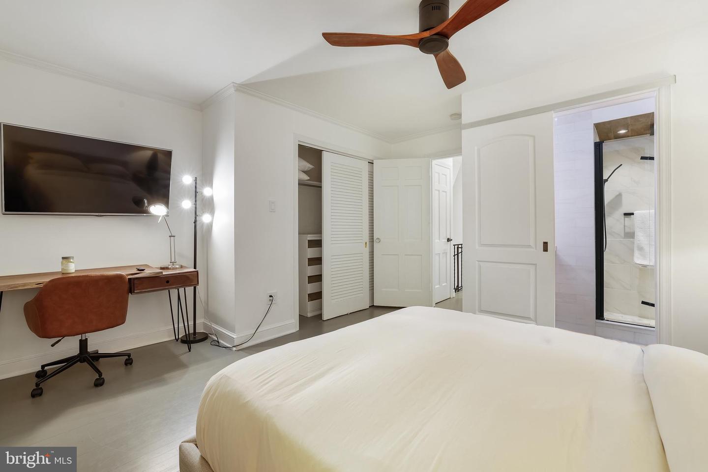 1233 POTOMAC ST NW, WASHINGTON, District Of Columbia 20007, 2 Bedrooms Bedrooms, 4 Rooms Rooms,2 BathroomsBathrooms,Residential,For sale,1233 POTOMAC ST NW,DCDC2248922 MLS # DCDC2248922