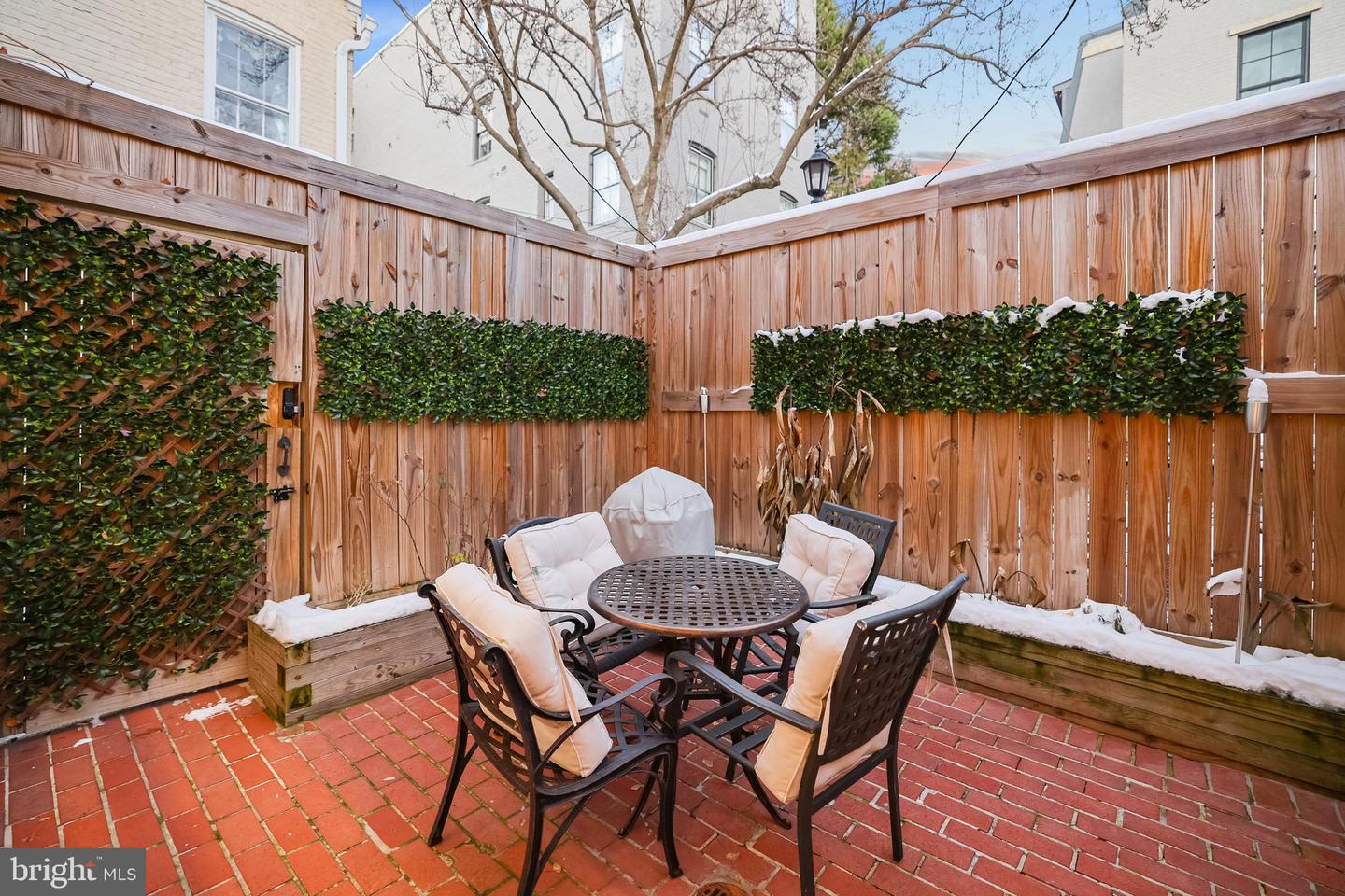 1233 POTOMAC ST NW, WASHINGTON, District Of Columbia 20007, 2 Bedrooms Bedrooms, 4 Rooms Rooms,2 BathroomsBathrooms,Residential,For sale,1233 POTOMAC ST NW,DCDC2248922 MLS # DCDC2248922