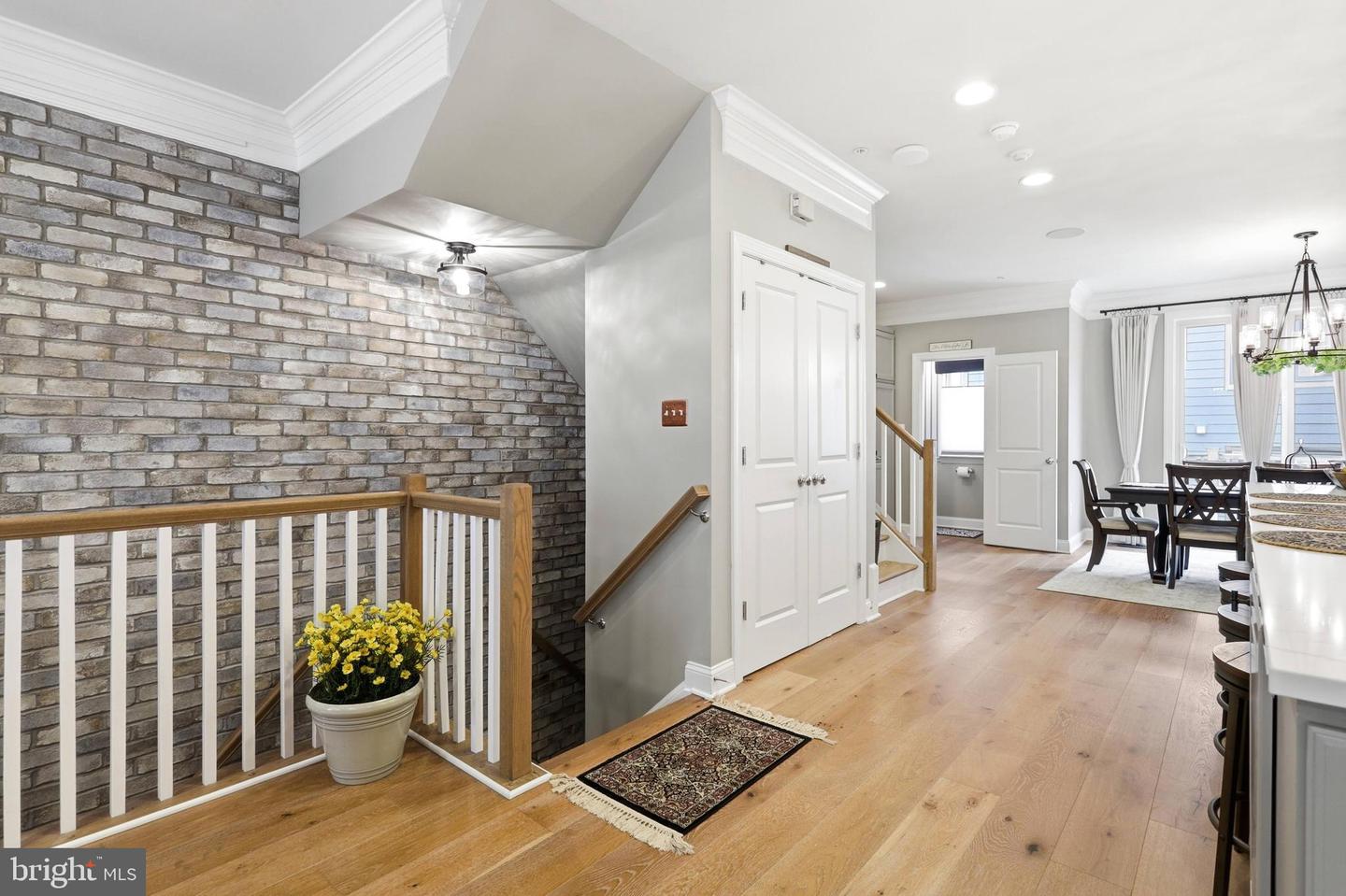 2842 RED STAR LN, ALEXANDRIA, Virginia 22303, 3 Bedrooms Bedrooms, ,3 BathroomsBathrooms,Residential,For sale,2842 RED STAR LN,VAFX2294362 MLS # VAFX2294362