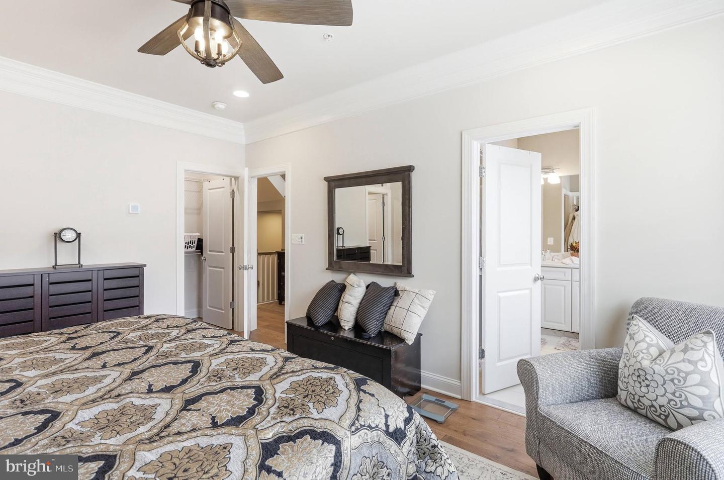 2842 RED STAR LN, ALEXANDRIA, Virginia 22303, 3 Bedrooms Bedrooms, ,3 BathroomsBathrooms,Residential,For sale,2842 RED STAR LN,VAFX2294362 MLS # VAFX2294362