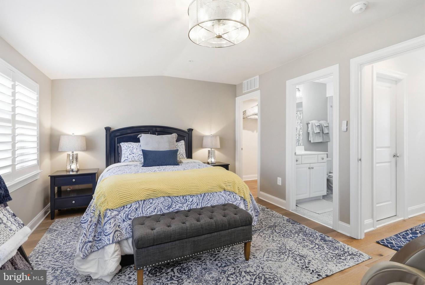 2842 RED STAR LN, ALEXANDRIA, Virginia 22303, 3 Bedrooms Bedrooms, ,3 BathroomsBathrooms,Residential,For sale,2842 RED STAR LN,VAFX2294362 MLS # VAFX2294362