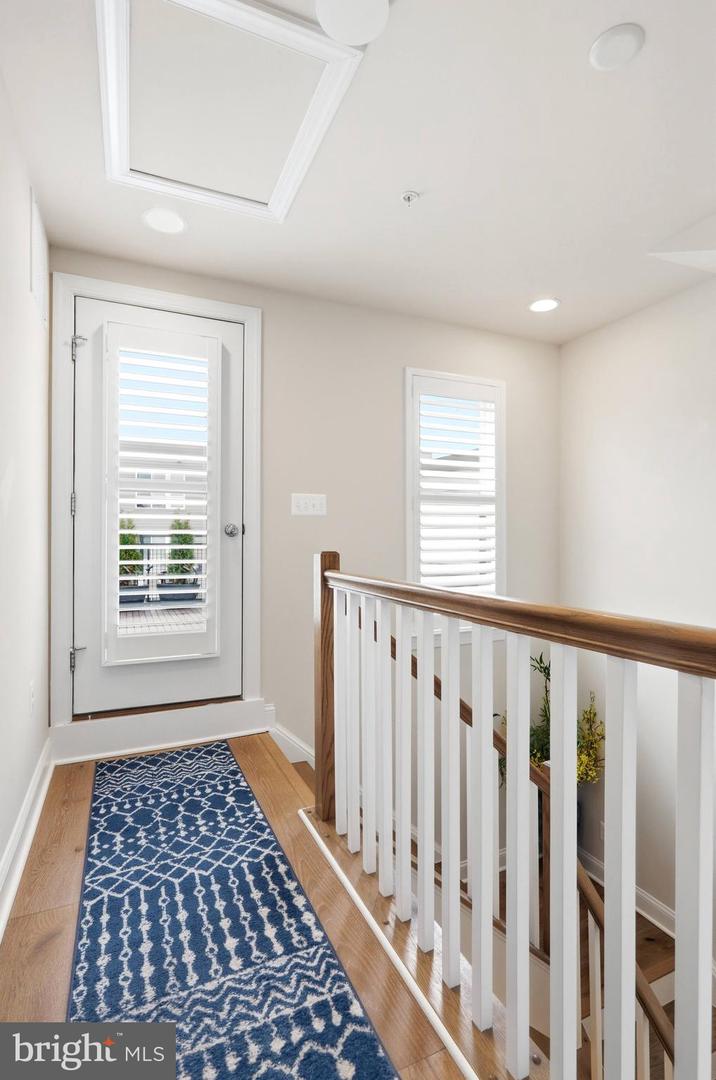 2842 RED STAR LN, ALEXANDRIA, Virginia 22303, 3 Bedrooms Bedrooms, ,3 BathroomsBathrooms,Residential,For sale,2842 RED STAR LN,VAFX2294362 MLS # VAFX2294362