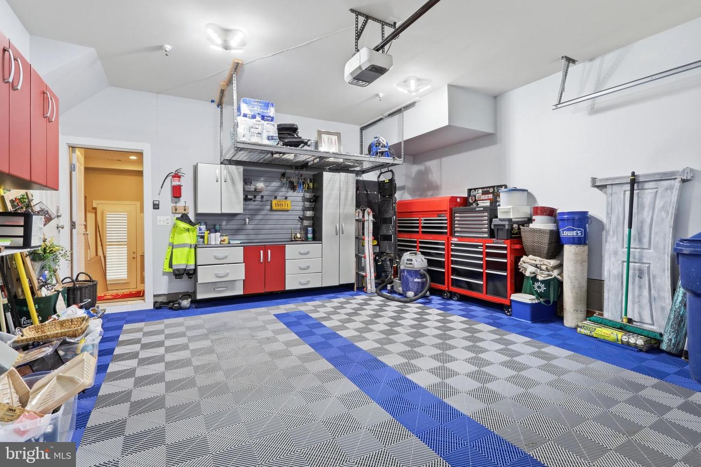 2842 RED STAR LN, ALEXANDRIA, Virginia 22303, 3 Bedrooms Bedrooms, ,3 BathroomsBathrooms,Residential,For sale,2842 RED STAR LN,VAFX2294362 MLS # VAFX2294362