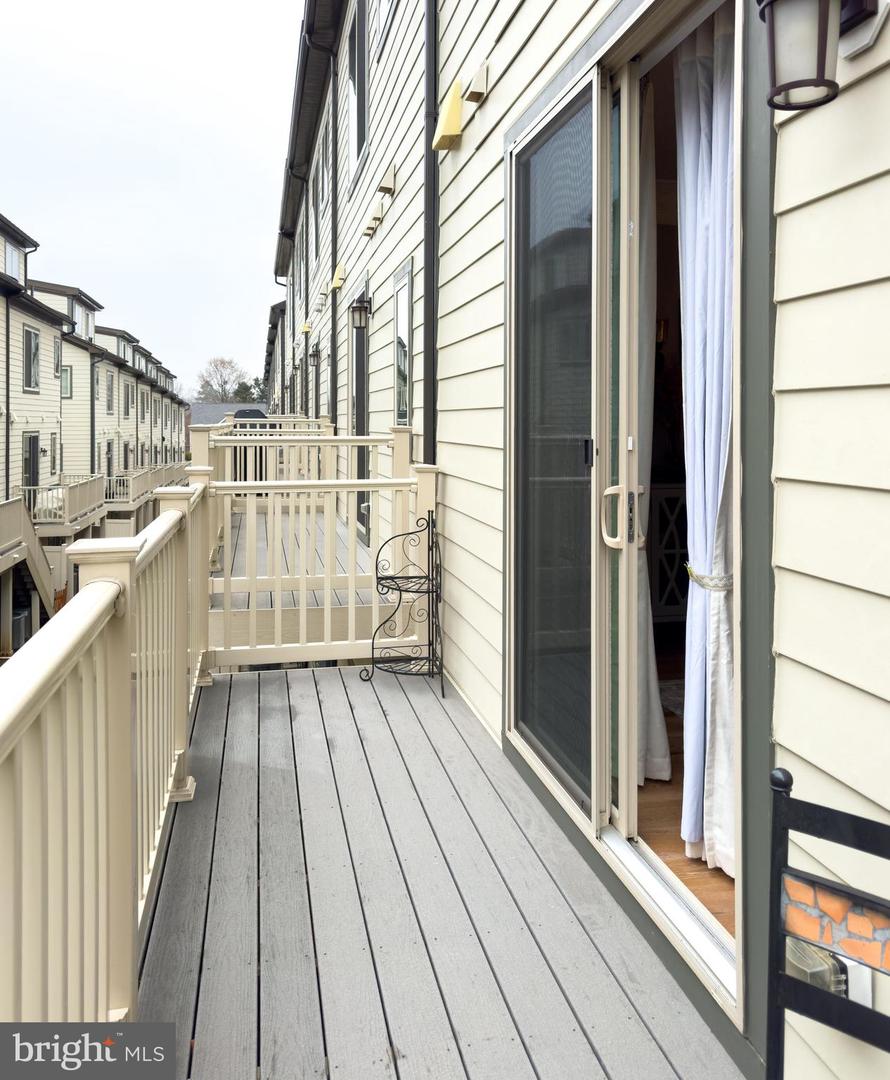 2842 RED STAR LN, ALEXANDRIA, Virginia 22303, 3 Bedrooms Bedrooms, ,3 BathroomsBathrooms,Residential,For sale,2842 RED STAR LN,VAFX2294362 MLS # VAFX2294362