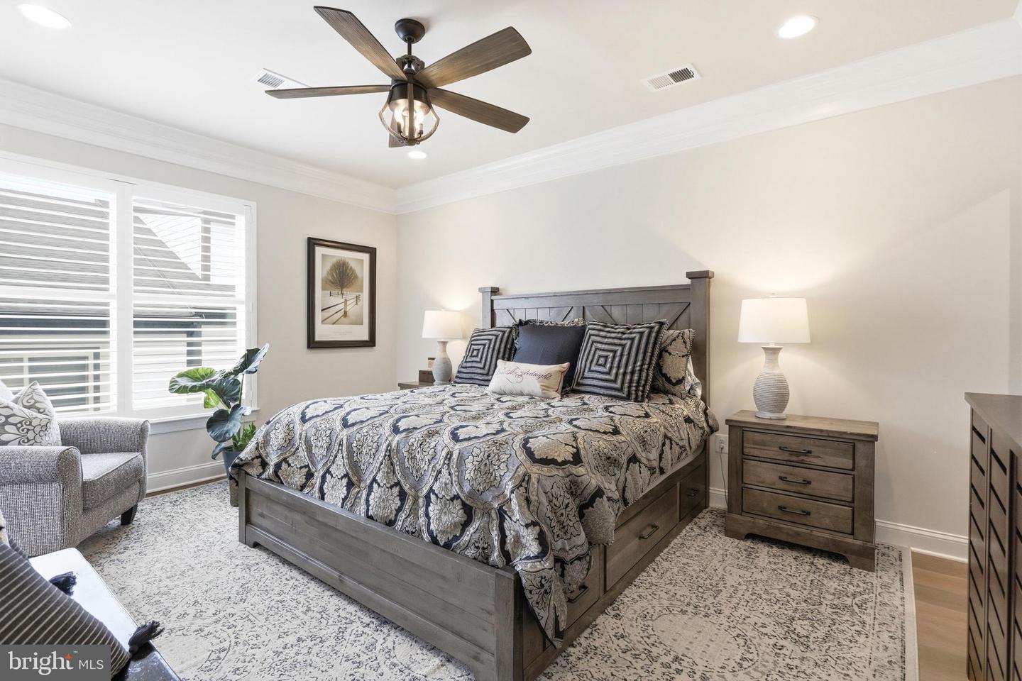 2842 RED STAR LN, ALEXANDRIA, Virginia 22303, 3 Bedrooms Bedrooms, ,3 BathroomsBathrooms,Residential,For sale,2842 RED STAR LN,VAFX2294362 MLS # VAFX2294362