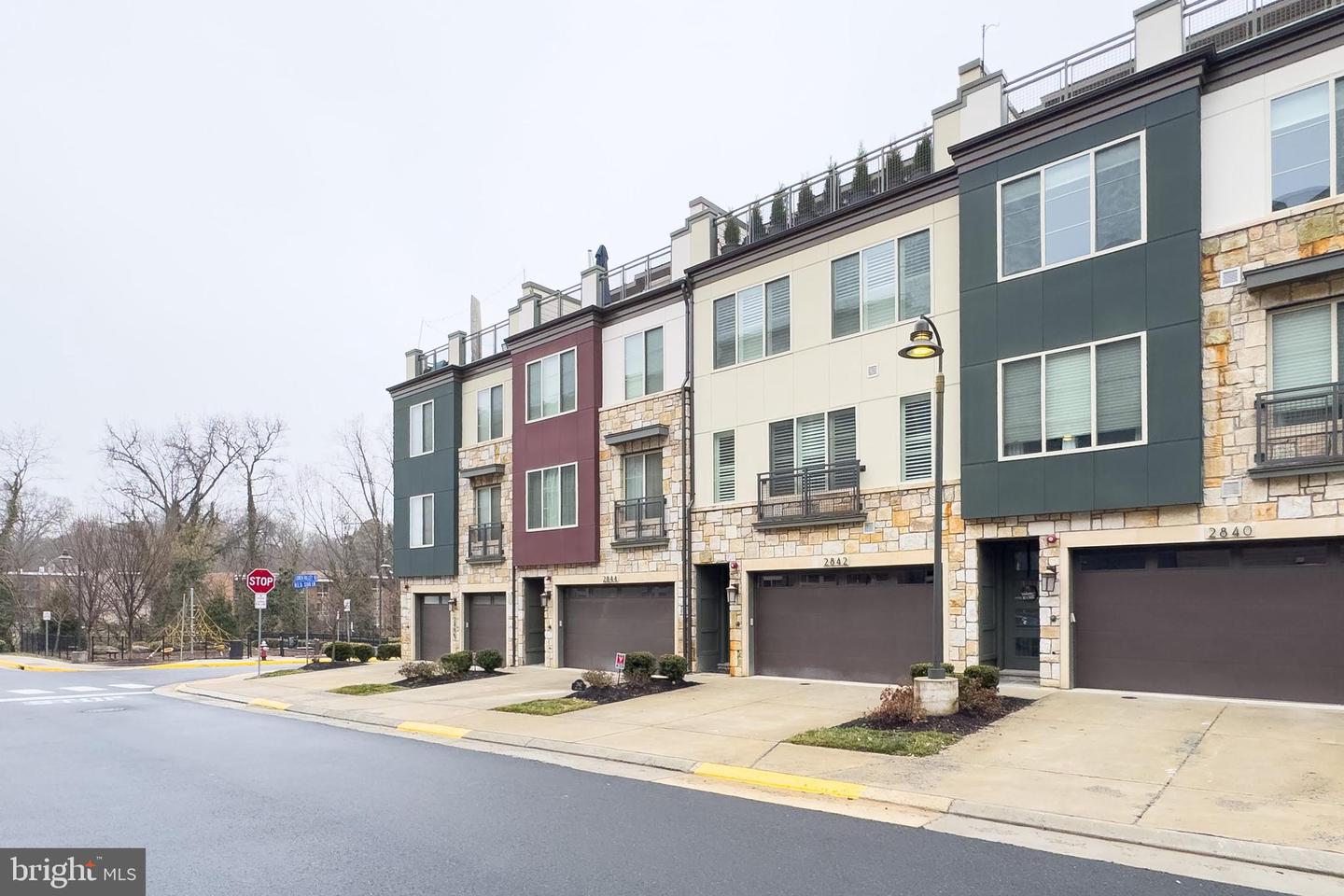 2842 RED STAR LN, ALEXANDRIA, Virginia 22303, 3 Bedrooms Bedrooms, ,3 BathroomsBathrooms,Residential,For sale,2842 RED STAR LN,VAFX2294362 MLS # VAFX2294362