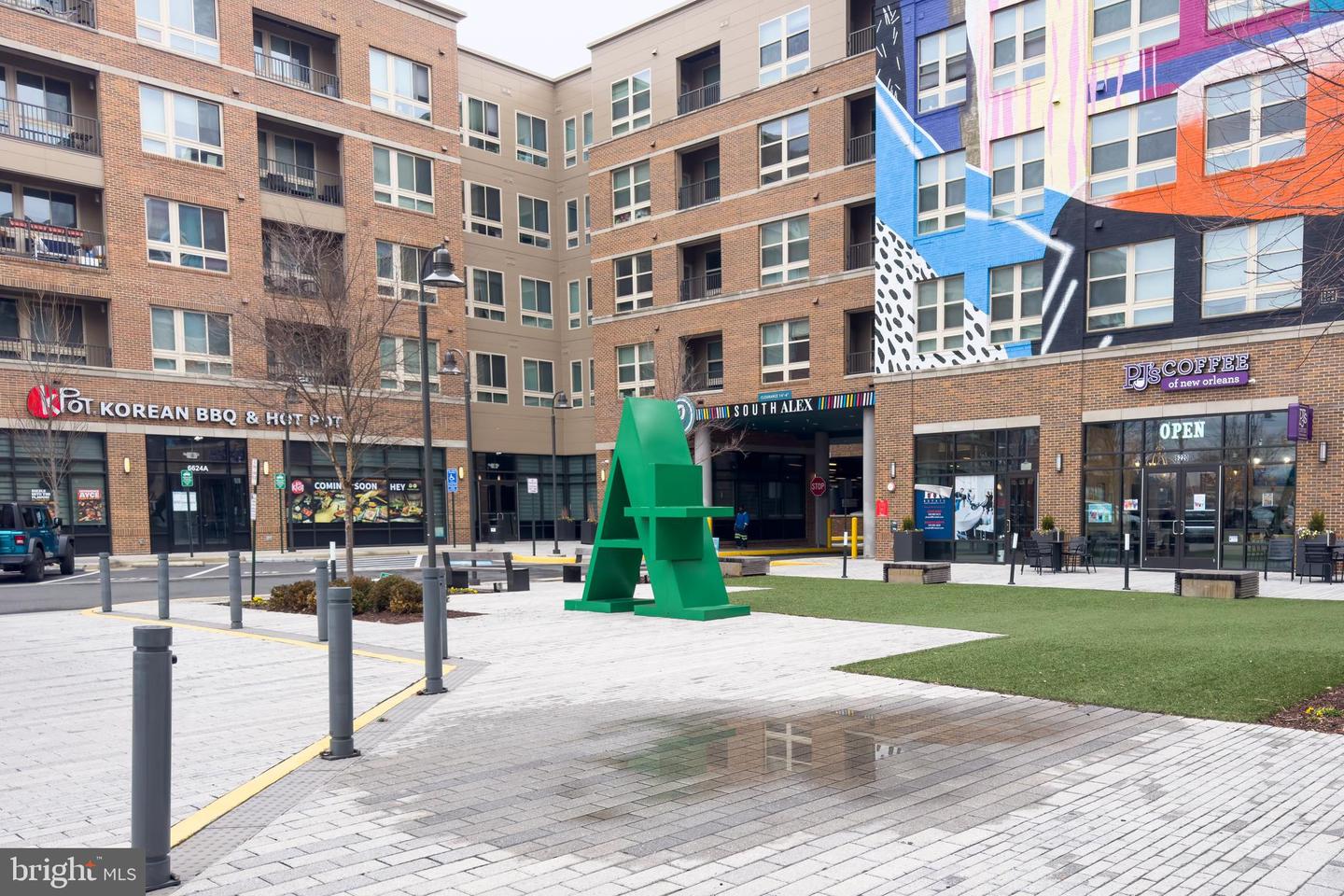 2842 RED STAR LN, ALEXANDRIA, Virginia 22303, 3 Bedrooms Bedrooms, ,3 BathroomsBathrooms,Residential,For sale,2842 RED STAR LN,VAFX2294362 MLS # VAFX2294362