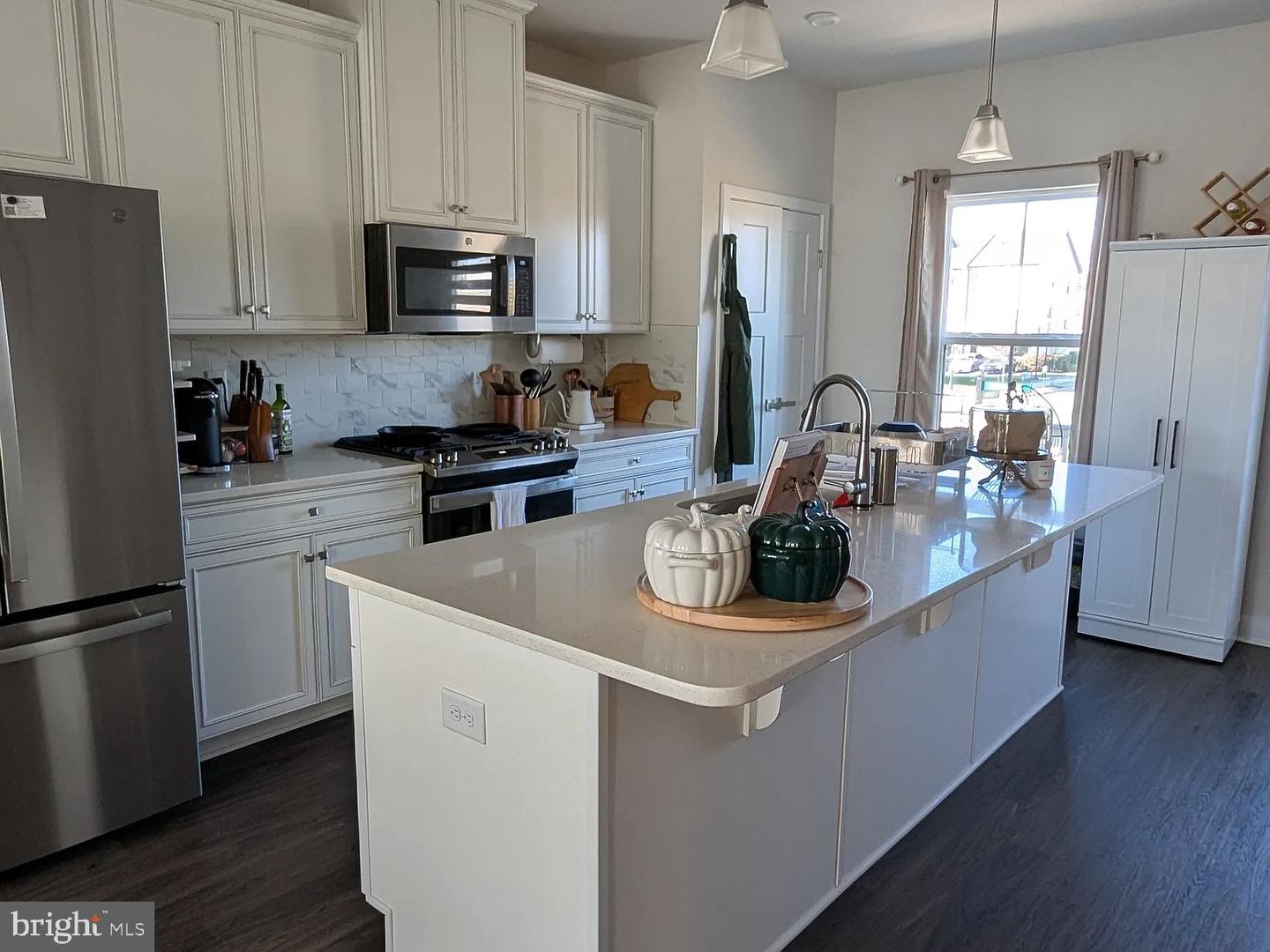 2037 TOBACCO MILL ST, RICHMOND, Virginia 23235, 3 Bedrooms Bedrooms, ,2 BathroomsBathrooms,Residential,For sale,2037 TOBACCO MILL ST,VARC2000850 MLS # VARC2000850