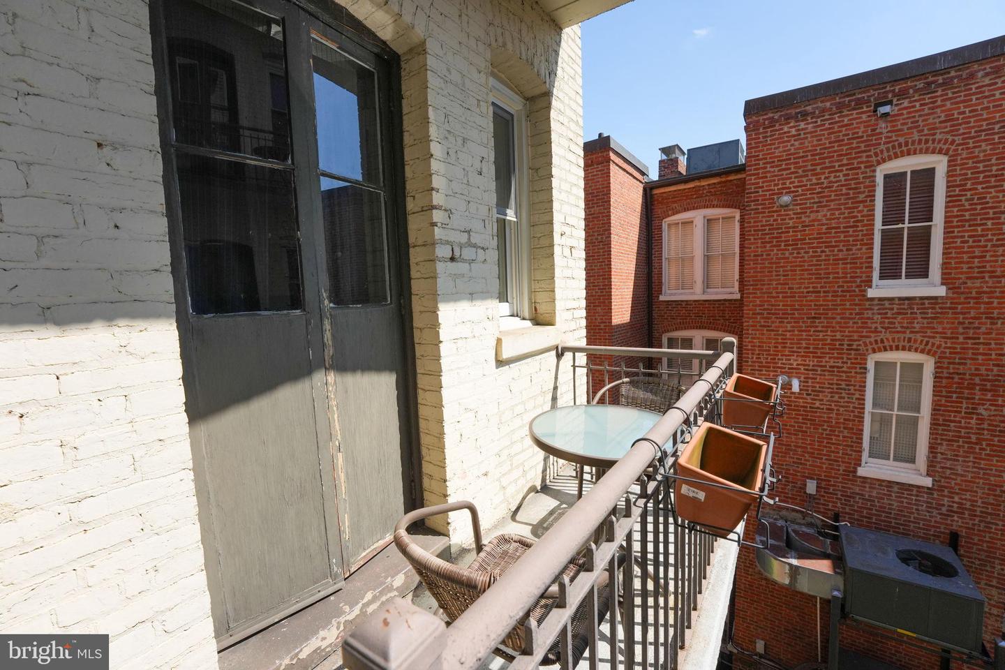 1705 P ST NW #33, WASHINGTON, District Of Columbia 20036, 2 Bedrooms Bedrooms, 3 Rooms Rooms,1 BathroomBathrooms,Residential,For sale,1705 P ST NW #33,DCDC2249332 MLS # DCDC2249332