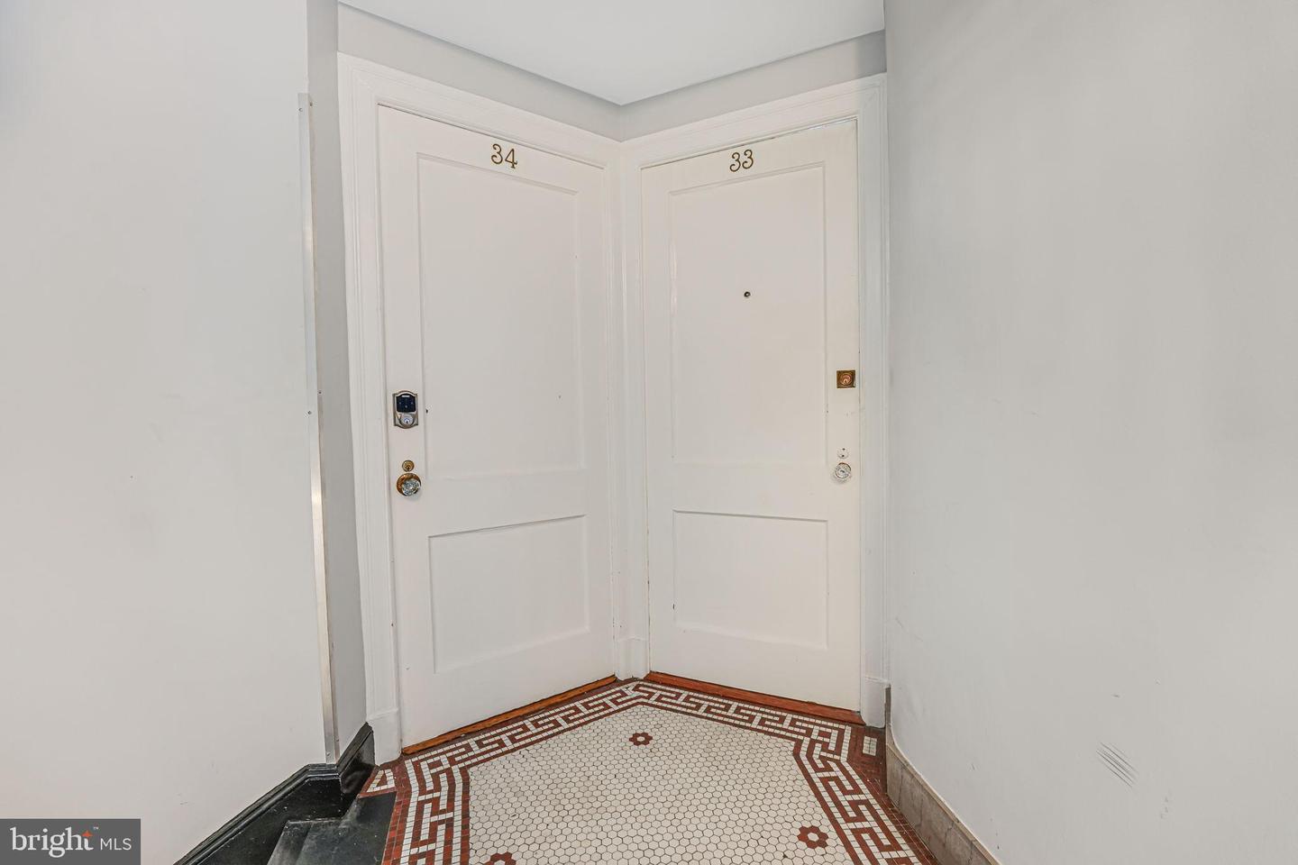 1705 P ST NW #33, WASHINGTON, District Of Columbia 20036, 2 Bedrooms Bedrooms, 3 Rooms Rooms,1 BathroomBathrooms,Residential,For sale,1705 P ST NW #33,DCDC2249332 MLS # DCDC2249332