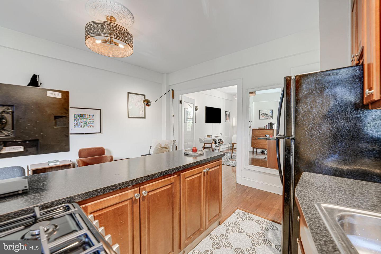 1705 P ST NW #33, WASHINGTON, District Of Columbia 20036, 2 Bedrooms Bedrooms, 3 Rooms Rooms,1 BathroomBathrooms,Residential,For sale,1705 P ST NW #33,DCDC2249332 MLS # DCDC2249332