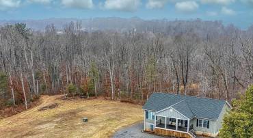 13084 STONEHOUSE MOUNTAIN RD, CULPEPER, Virginia 22701, 4 Bedrooms Bedrooms, 8 Rooms Rooms,3 BathroomsBathrooms,Residential,For sale,13084 STONEHOUSE MOUNTAIN RD,VACU2012894 MLS # VACU2012894