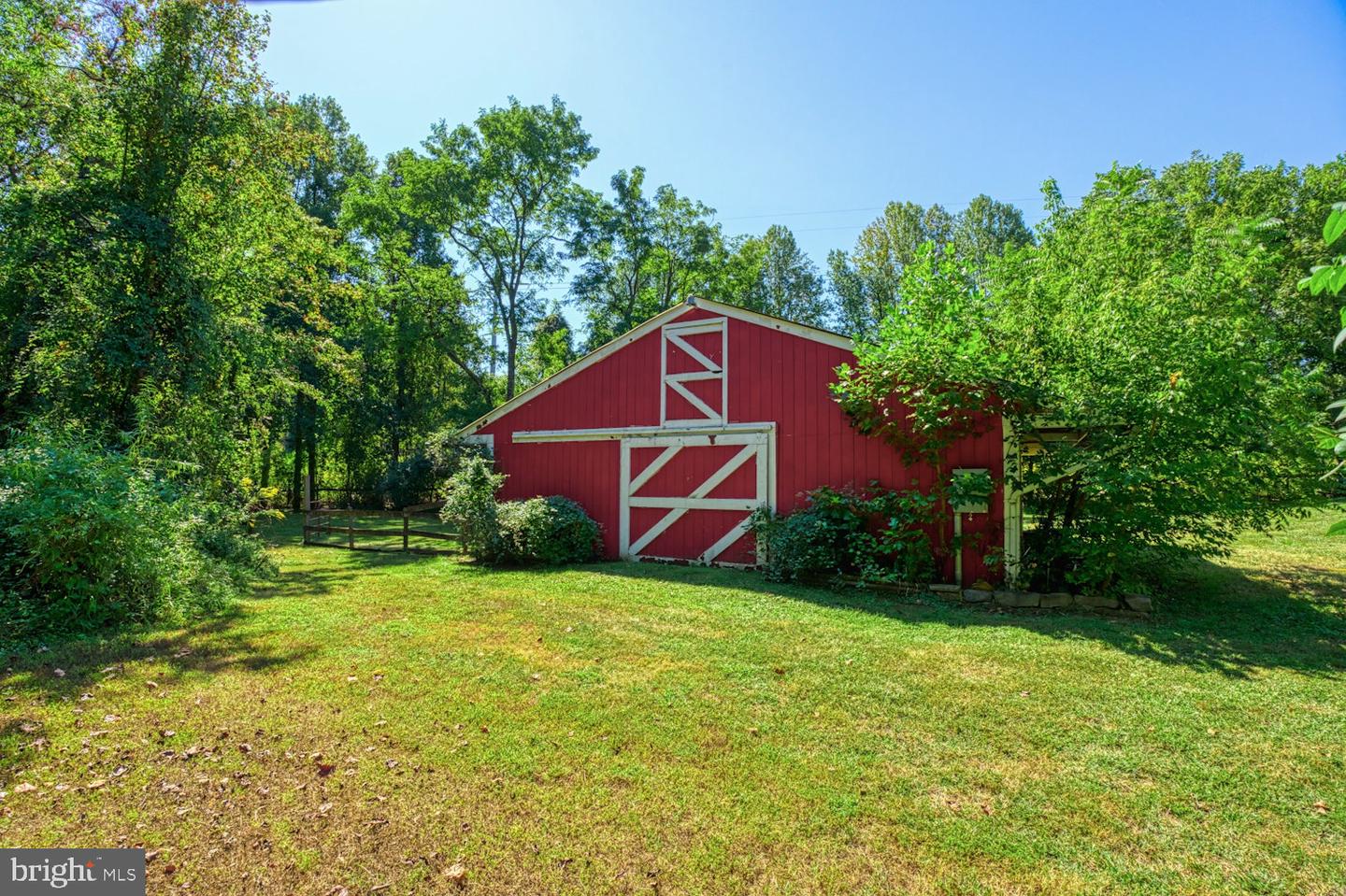 5360 WINFIELD RD, FAIRFAX, Virginia 22030, 6 Bedrooms Bedrooms, ,4 BathroomsBathrooms,Residential,For sale,5360 WINFIELD RD,VAFX2294954 MLS # VAFX2294954