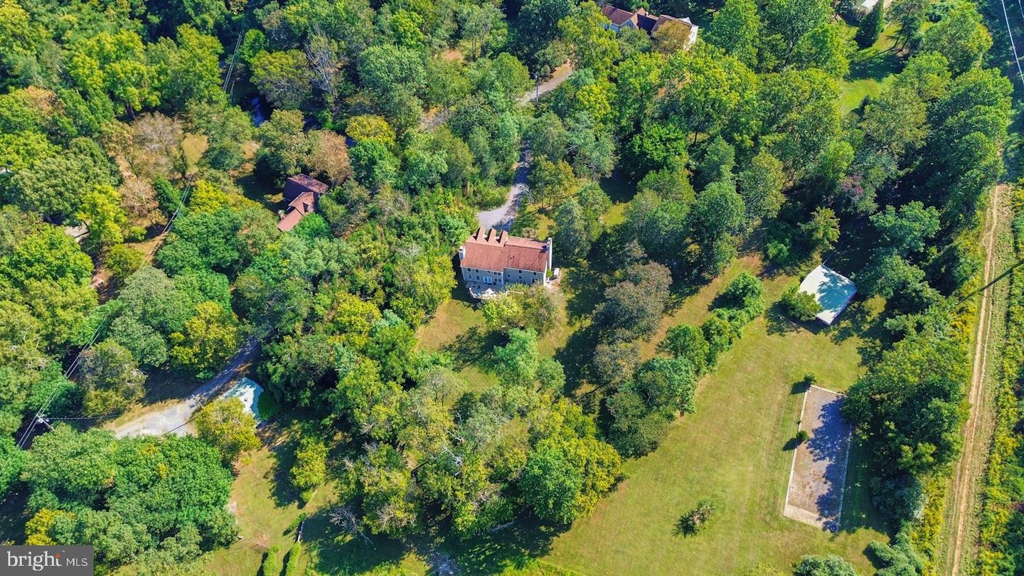 5360 WINFIELD RD, FAIRFAX, Virginia 22030, 6 Bedrooms Bedrooms, ,4 BathroomsBathrooms,Residential,For sale,5360 WINFIELD RD,VAFX2294954 MLS # VAFX2294954