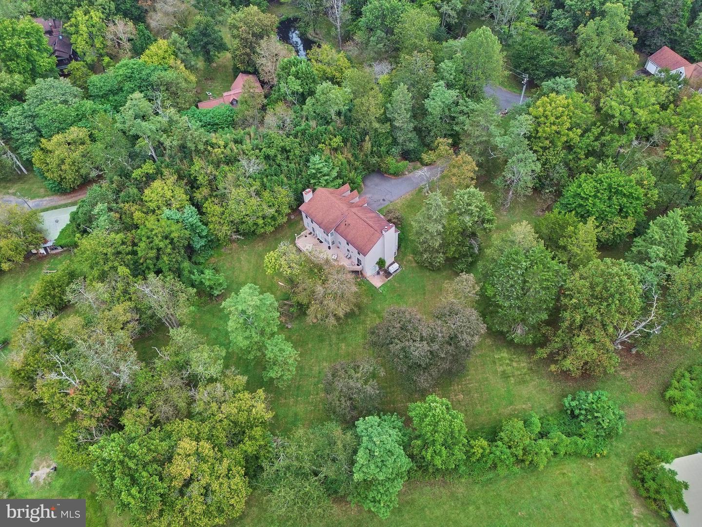 5360 WINFIELD RD, FAIRFAX, Virginia 22030, 6 Bedrooms Bedrooms, ,4 BathroomsBathrooms,Residential,For sale,5360 WINFIELD RD,VAFX2294954 MLS # VAFX2294954