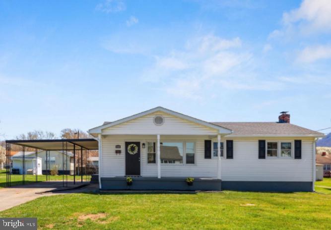 156 N FUNK ST, STRASBURG, Virginia 22657, 2 Bedrooms Bedrooms, ,2 BathroomsBathrooms,Residential,For sale,156 N FUNK ST,VASH2013754 MLS # VASH2013754