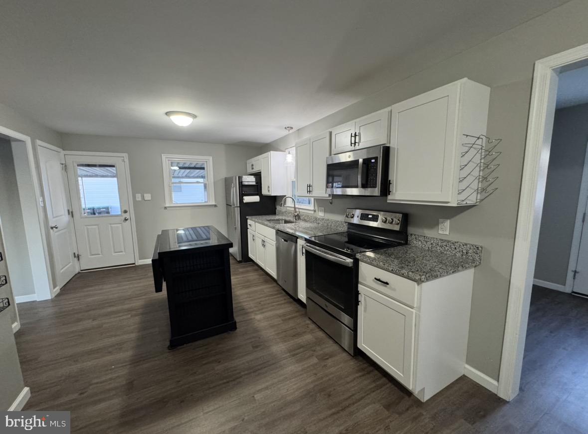 156 N FUNK ST, STRASBURG, Virginia 22657, 2 Bedrooms Bedrooms, ,2 BathroomsBathrooms,Residential,For sale,156 N FUNK ST,VASH2013754 MLS # VASH2013754