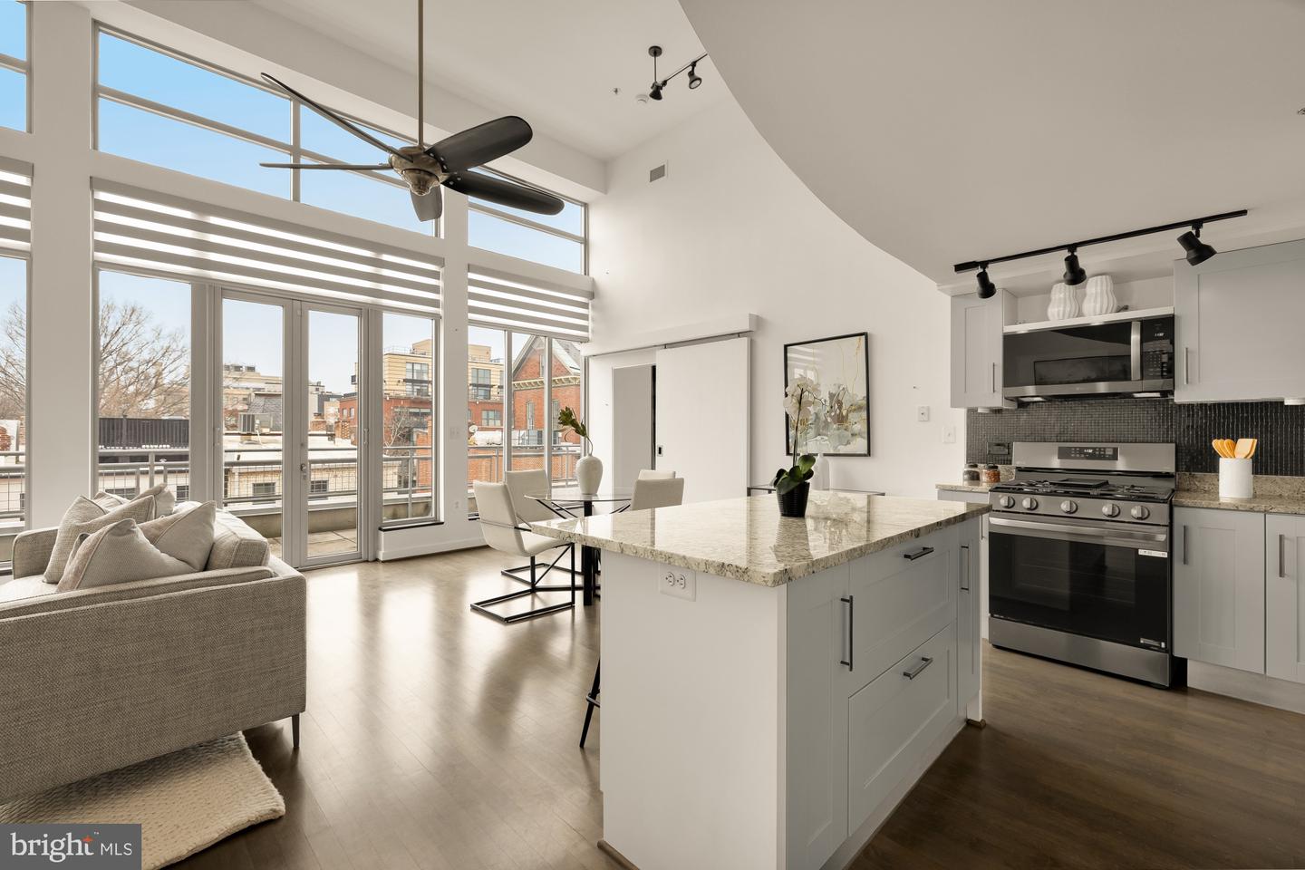 1401 CHURCH ST NW #507, WASHINGTON, District Of Columbia 20005, 2 Bedrooms Bedrooms, ,2 BathroomsBathrooms,Residential,For sale,1401 CHURCH ST NW #507,DCDC2249528 MLS # DCDC2249528