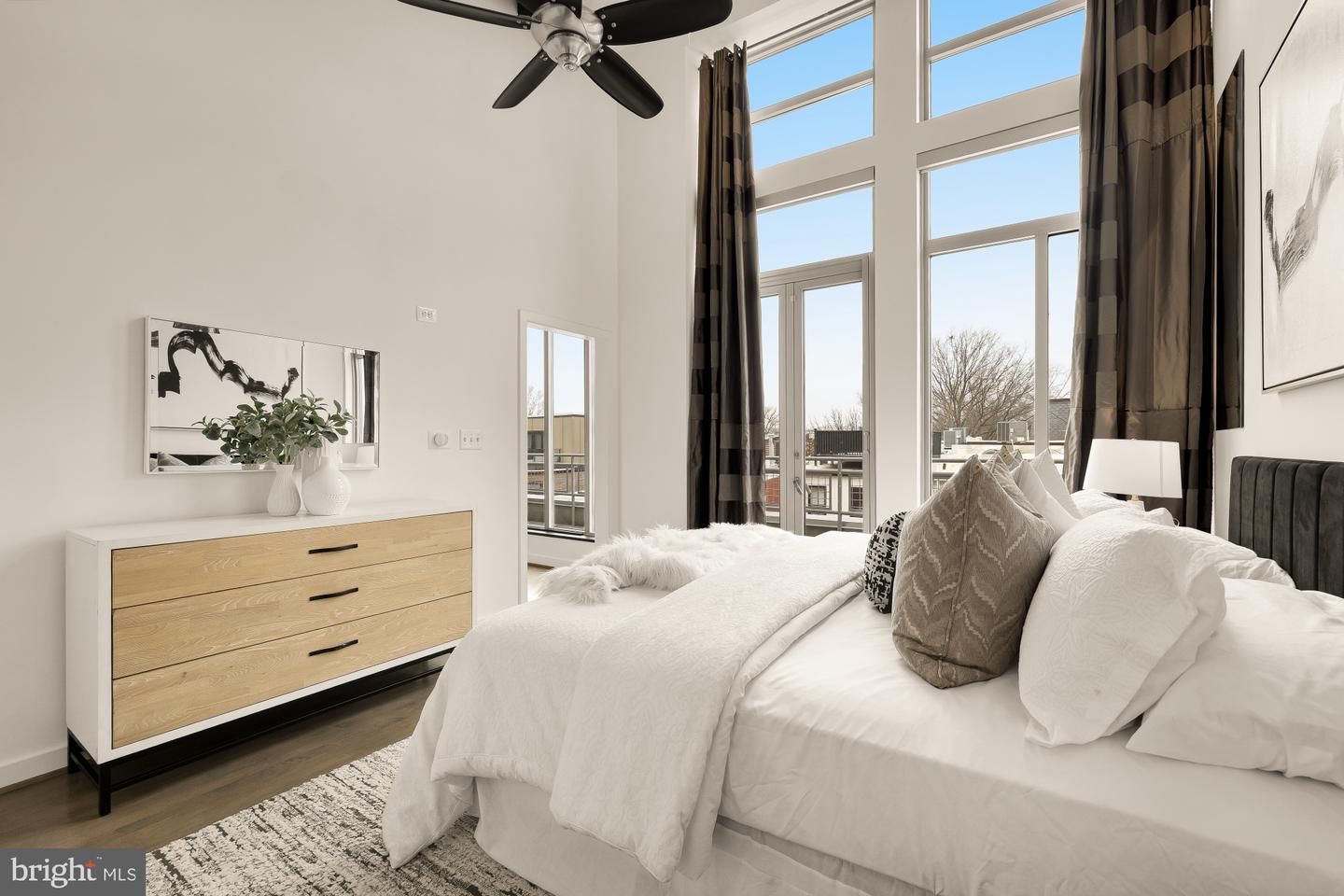 1401 CHURCH ST NW #507, WASHINGTON, District Of Columbia 20005, 2 Bedrooms Bedrooms, ,2 BathroomsBathrooms,Residential,For sale,1401 CHURCH ST NW #507,DCDC2249528 MLS # DCDC2249528