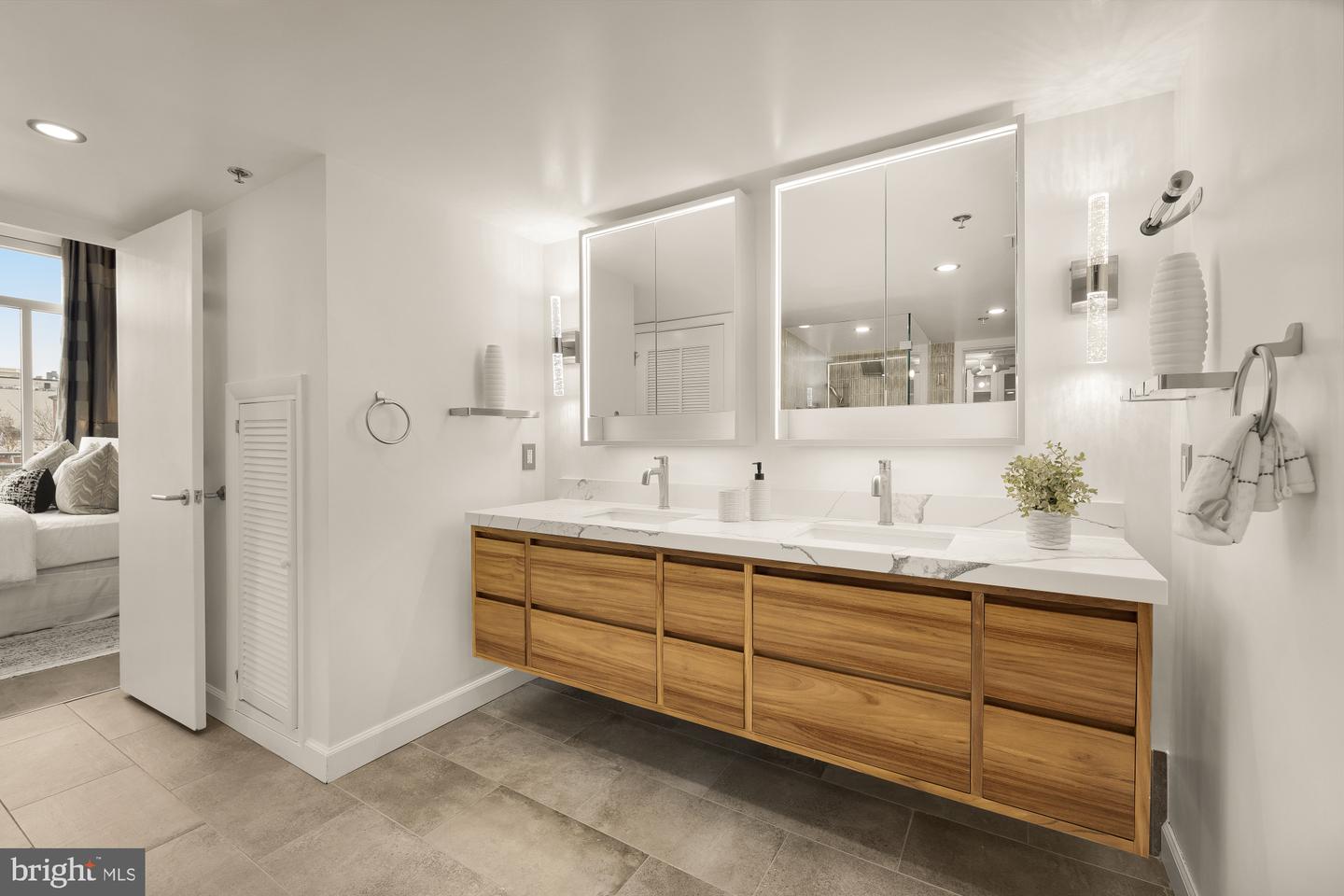 1401 CHURCH ST NW #507, WASHINGTON, District Of Columbia 20005, 2 Bedrooms Bedrooms, ,2 BathroomsBathrooms,Residential,For sale,1401 CHURCH ST NW #507,DCDC2249528 MLS # DCDC2249528