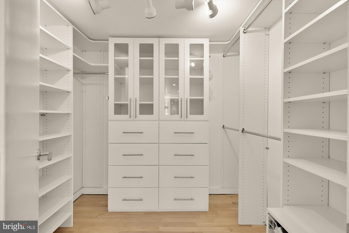 1401 CHURCH ST NW #507, WASHINGTON, District Of Columbia 20005, 2 Bedrooms Bedrooms, ,2 BathroomsBathrooms,Residential,For sale,1401 CHURCH ST NW #507,DCDC2249528 MLS # DCDC2249528