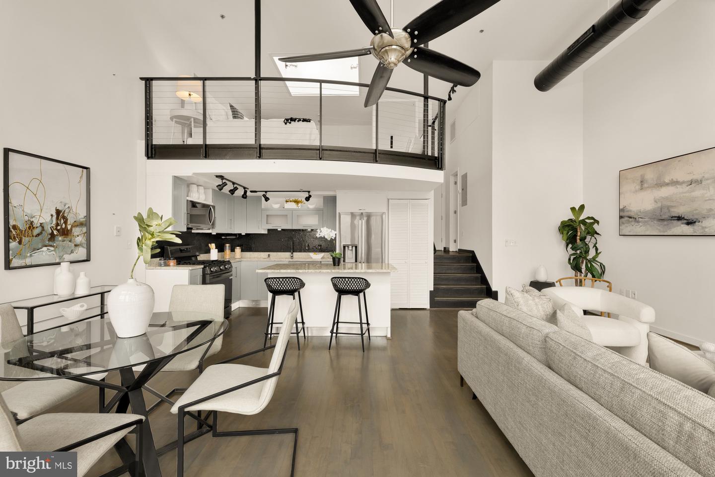 1401 CHURCH ST NW #507, WASHINGTON, District Of Columbia 20005, 2 Bedrooms Bedrooms, ,2 BathroomsBathrooms,Residential,For sale,1401 CHURCH ST NW #507,DCDC2249528 MLS # DCDC2249528