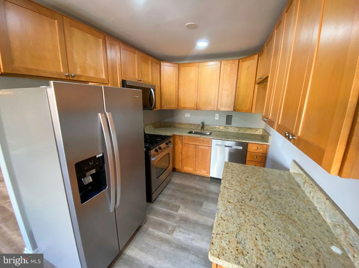 5801 QUANTRELL AVE #410, ALEXANDRIA, Virginia 22312, 3 Bedrooms Bedrooms, ,2 BathroomsBathrooms,Residential,For sale,5801 QUANTRELL AVE #410,VAAX2054958 MLS # VAAX2054958