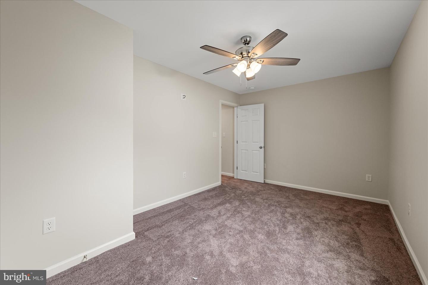 253 ROSSMANN BLVD, WINCHESTER, Virginia 22602, 4 Bedrooms Bedrooms, 11 Rooms Rooms,2 BathroomsBathrooms,Residential,For sale,253 ROSSMANN BLVD,VAFV2040016 MLS # VAFV2040016