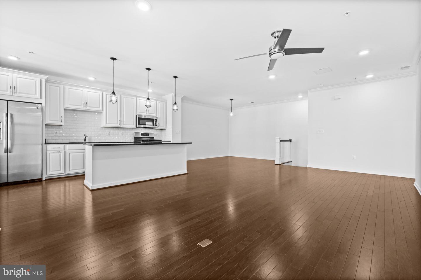 23276 SOUTHDOWN MANOR TER #115, ASHBURN, Virginia 20148, 2 Bedrooms Bedrooms, ,2 BathroomsBathrooms,Residential,For sale,23276 SOUTHDOWN MANOR TER #115,VALO2117652 MLS # VALO2117652